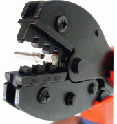 PINZA ECONÓMICA PARA PONCHADO DE CONECTOR MC4